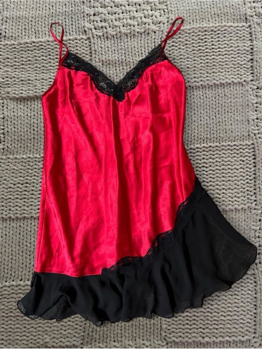 Secret Treasures Black and Red Lace Babydoll Lingerie Top Sz Medium